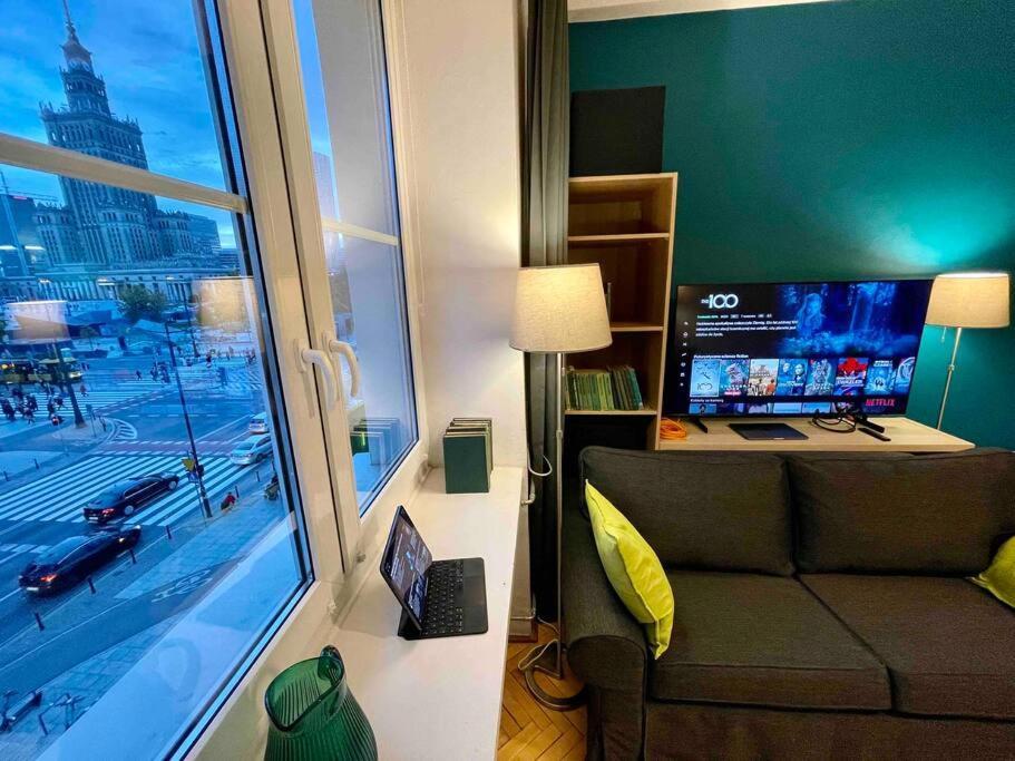 شقة Super Square Metro X2 Fast Wifi 55'Tv Netflix Hbo Appletv+ Amazontv وارسو المظهر الخارجي الصورة