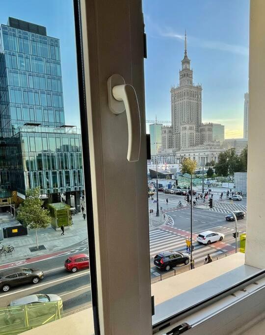 شقة Super Square Metro X2 Fast Wifi 55'Tv Netflix Hbo Appletv+ Amazontv وارسو المظهر الخارجي الصورة